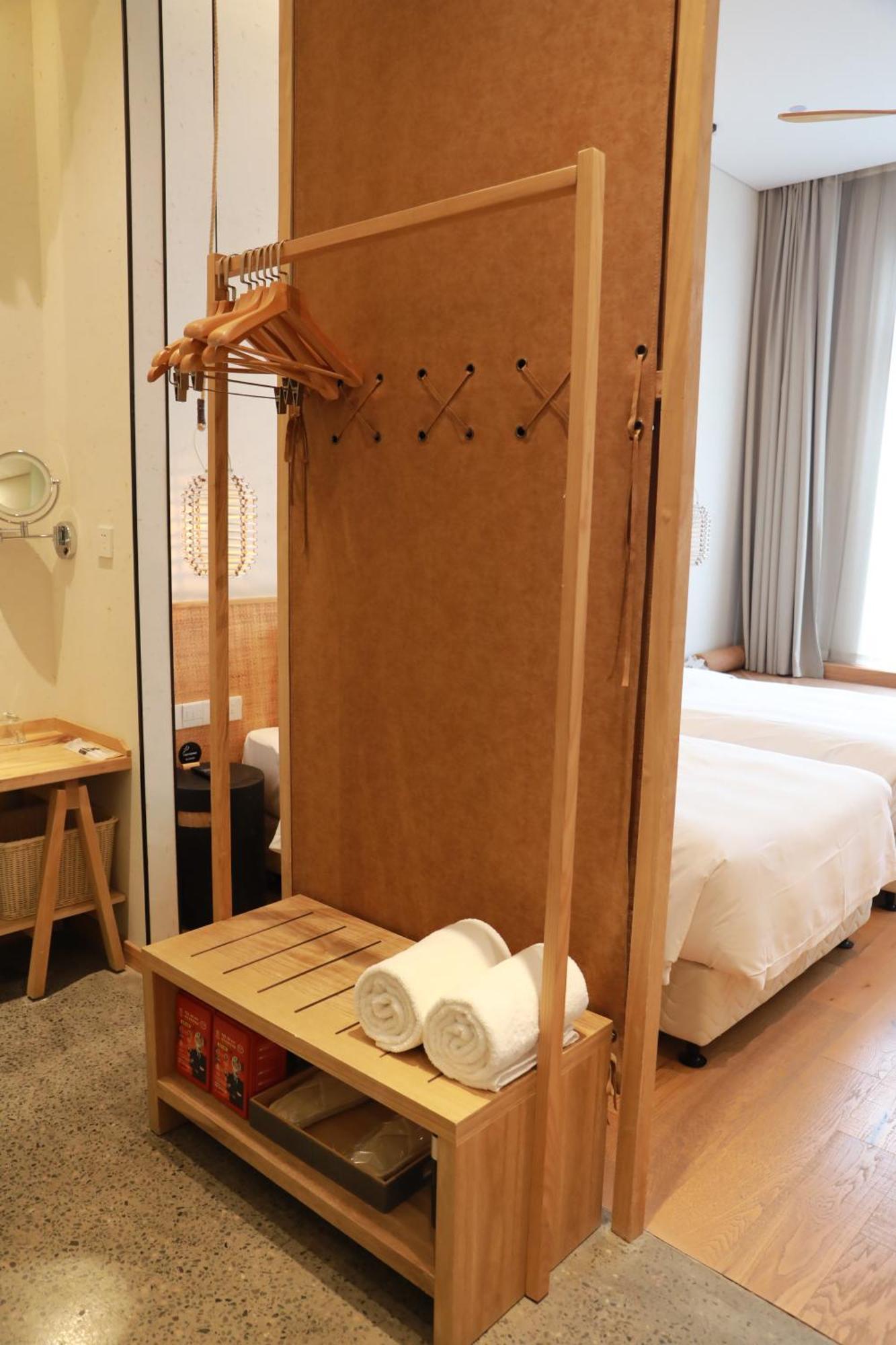 Manli Hotel Shanghai Pudong Airport - Pet Friendly Exterior foto