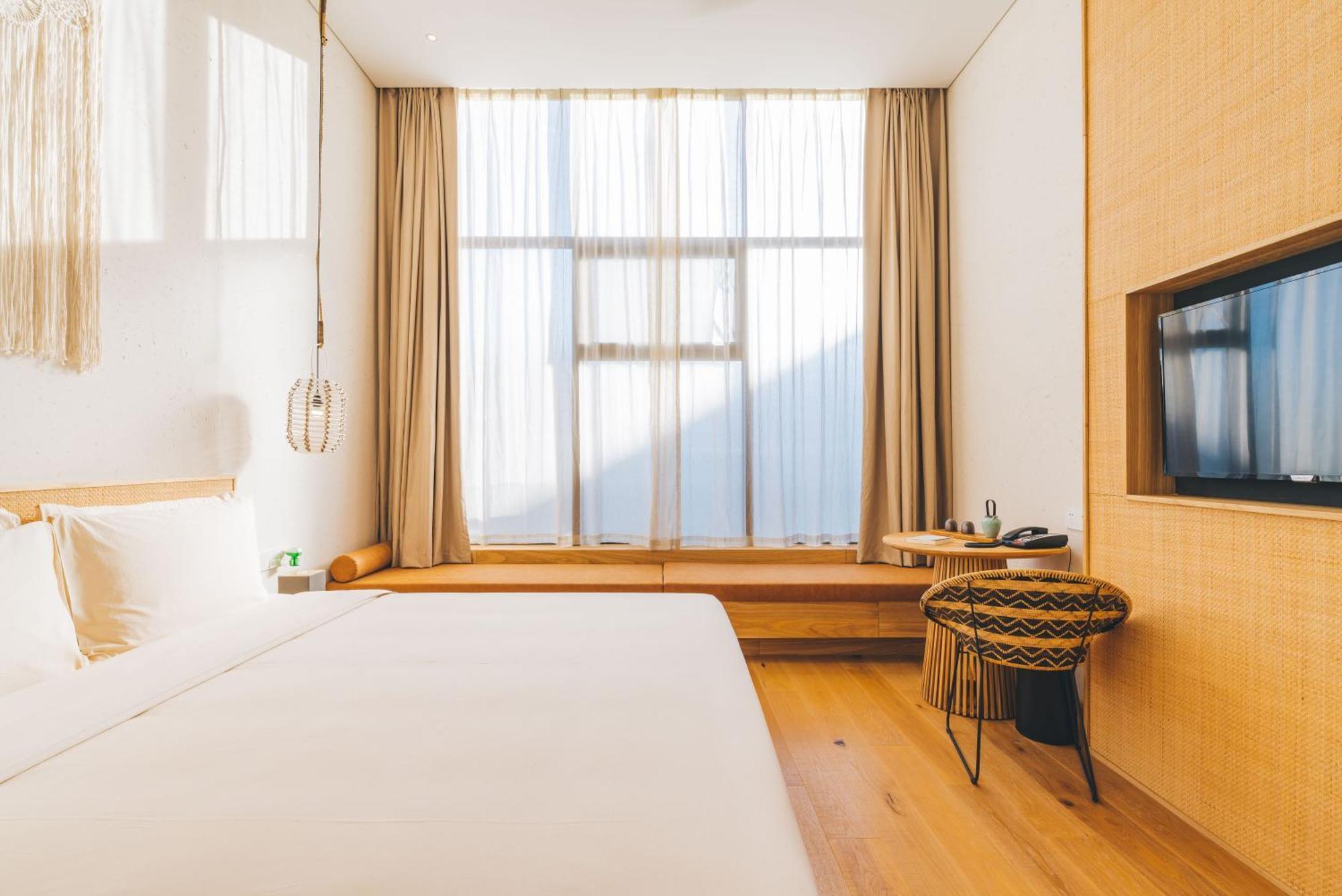 Manli Hotel Shanghai Pudong Airport - Pet Friendly Exterior foto